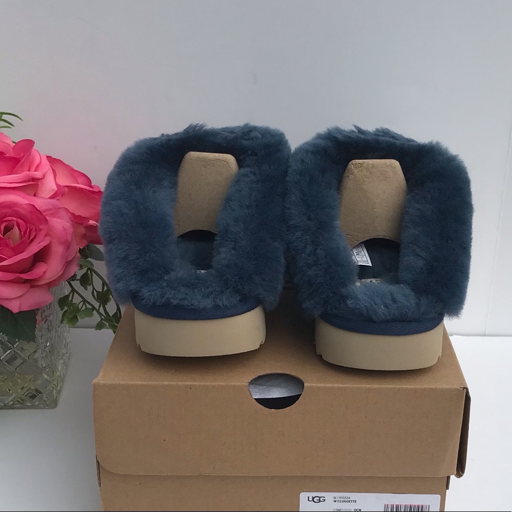 UGG Cluggette Slippers - Picture 4 of 8